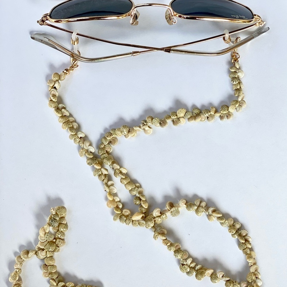 Seas Shell sunglasses chain hole & mask chain holder - Picture 7 of 7